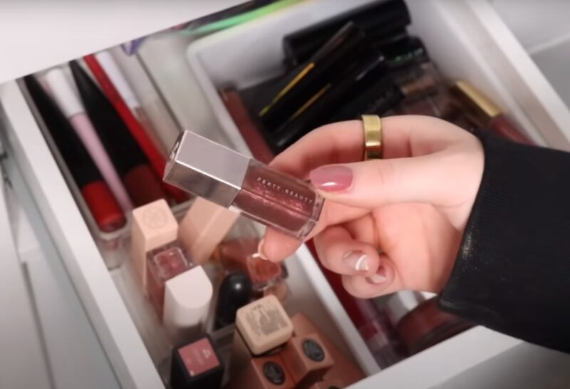 Does Lipstick Expire? The ShelfLife Of Common Cosmetics! Ofelia
